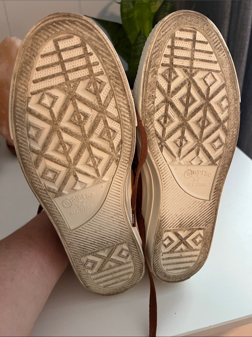 Leather Converse One Stars - Picture 4 of 5